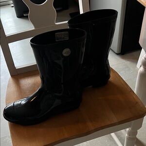 UGG Sienna Black Gloss Rubber Waterproof Rain Boots 9